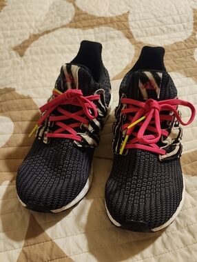 adidas Women's Black Knit Athletic Shoes with Pink Laces and Cream Zebra Accents